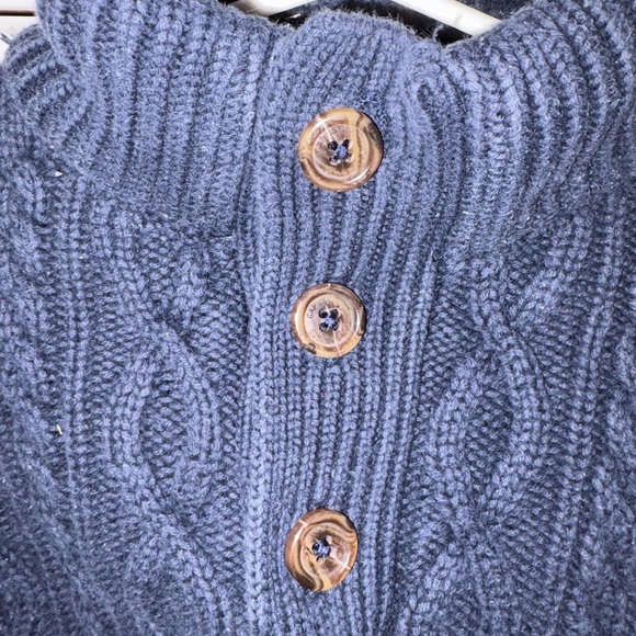 GAP Boy’s Dark Blue Turtleneck button Sweater size M - Picture 3 of 3